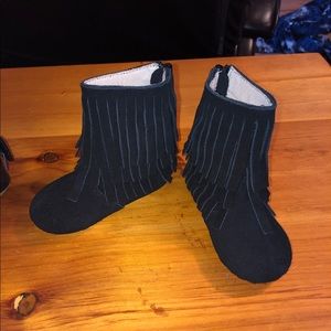 12-18mo Monkey Feet Fringe Boots Black Red Bottoms